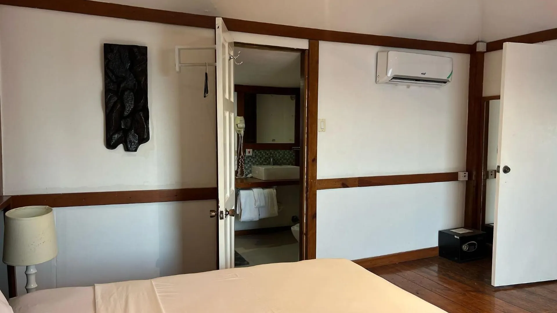 The Sea Cliff Hotel Resort & Spa Port Antonio 4*,  Jamaica