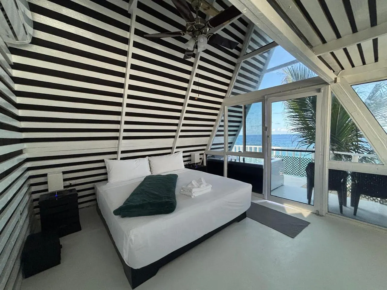 The Sea Cliff Hotel Resort & Spa Port Antonio